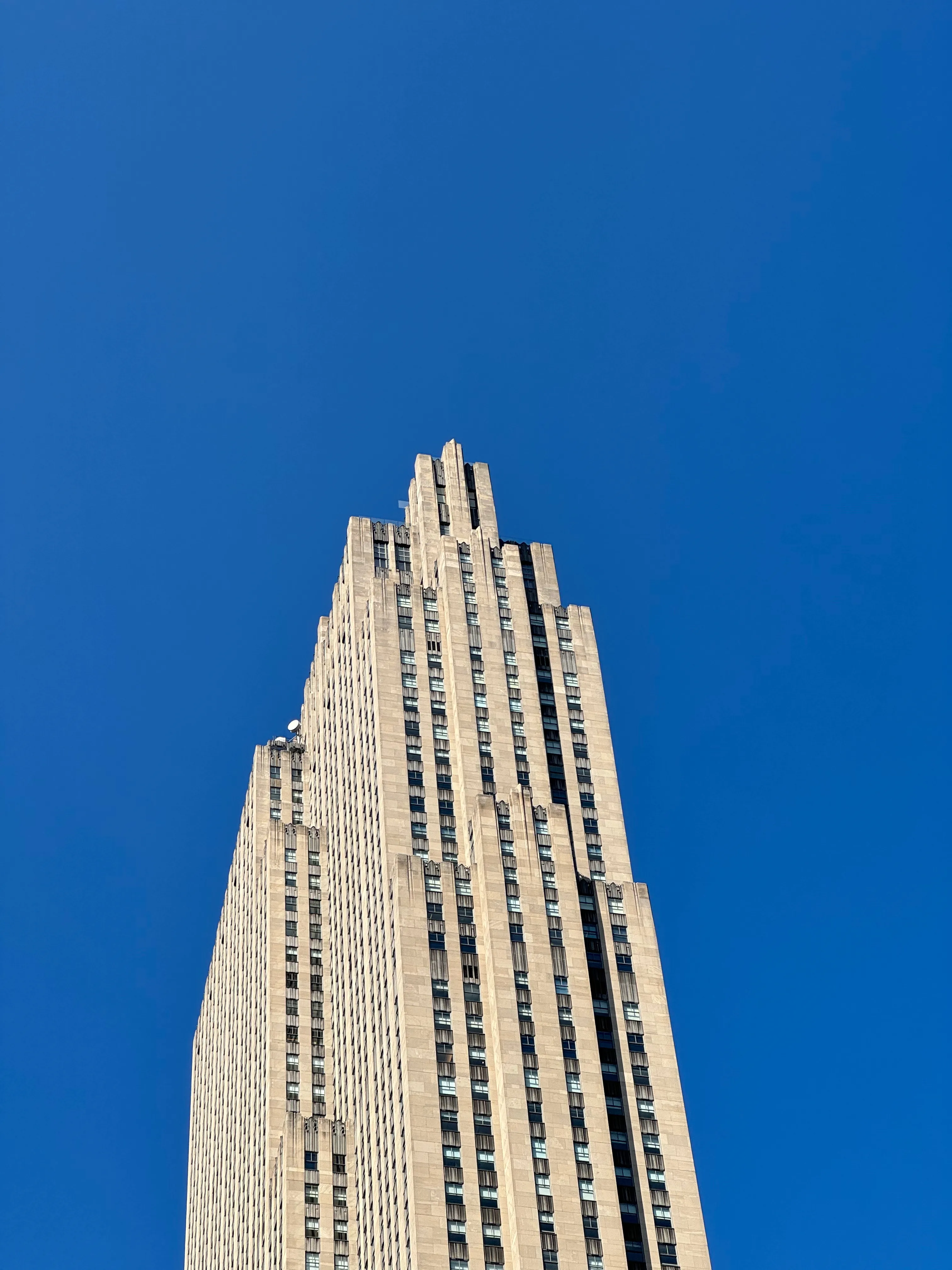 Photo of the top of the Rockefeller Center in New York